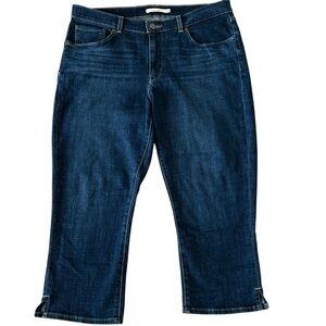 Levi’s Classic Capris Women’s Size-14 Sculpt Blue Dark‎ Wash Denim Jeans EUC